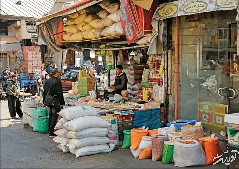 دبیر اتحادیه بنکداران مواد غذایی: وفور مواد غذایی در بازار بنکداران /روغن هست اما گرانفروشی داریم